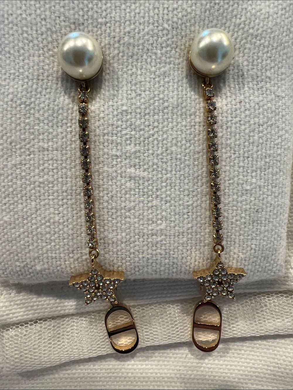 Dior Pearl and Gold Star Drop Earrings - Picture 2 of 6